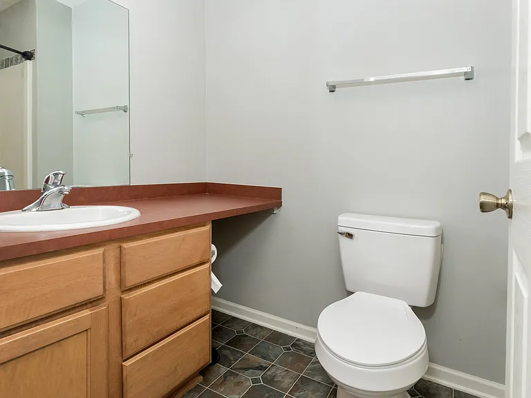 788 Eagle Dr — Photo 5