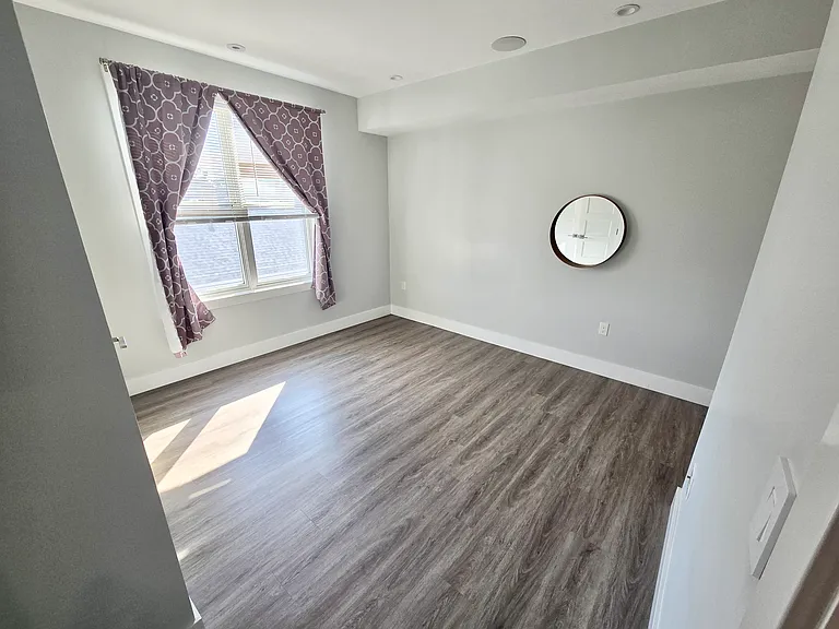 151 Hancock St #16 — Photo 15