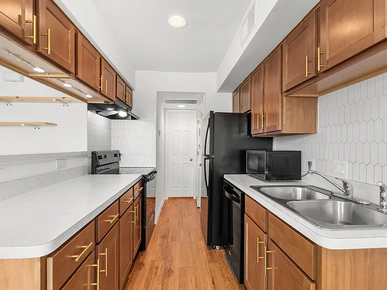 2750 Holly Hall St #1917 — Photo 12
