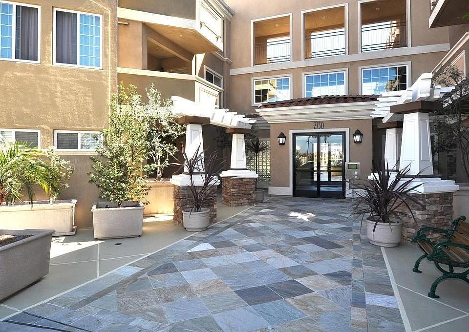 Entry Area