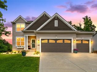 209 Grayleaf Ct, Wentzville, MO 63385