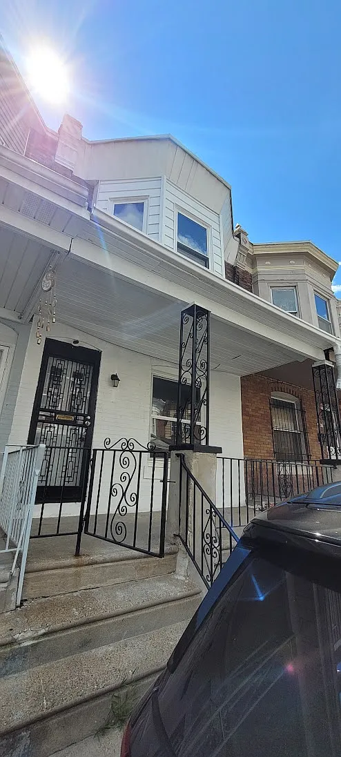 5512 Pemberton St photo 1