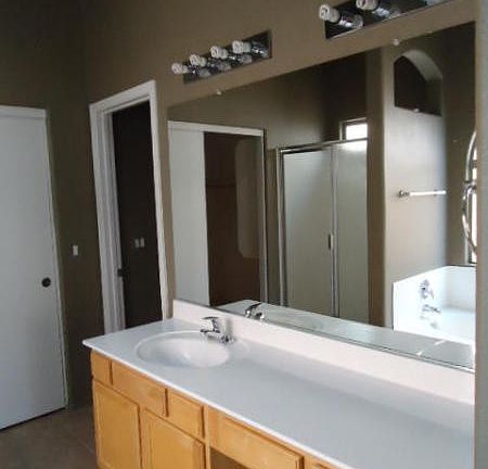 5th image of 12930 W Valentine Ave