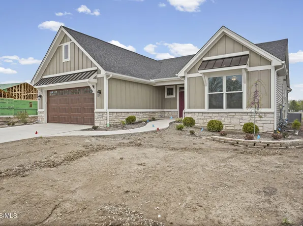4334 Post Office Cir, Maumee, OH 43537