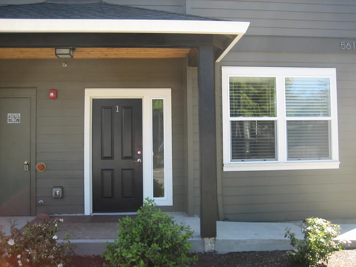 Building Photo - 5610 N Greeley Ave #1