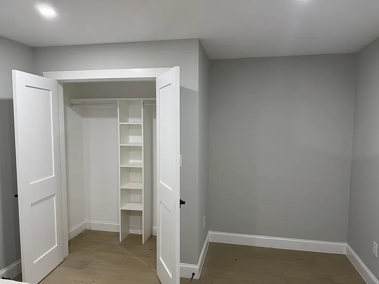 186 Woodland St — Photo 3