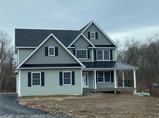40 Le Fevre Ln, New Paltz, NY 12561