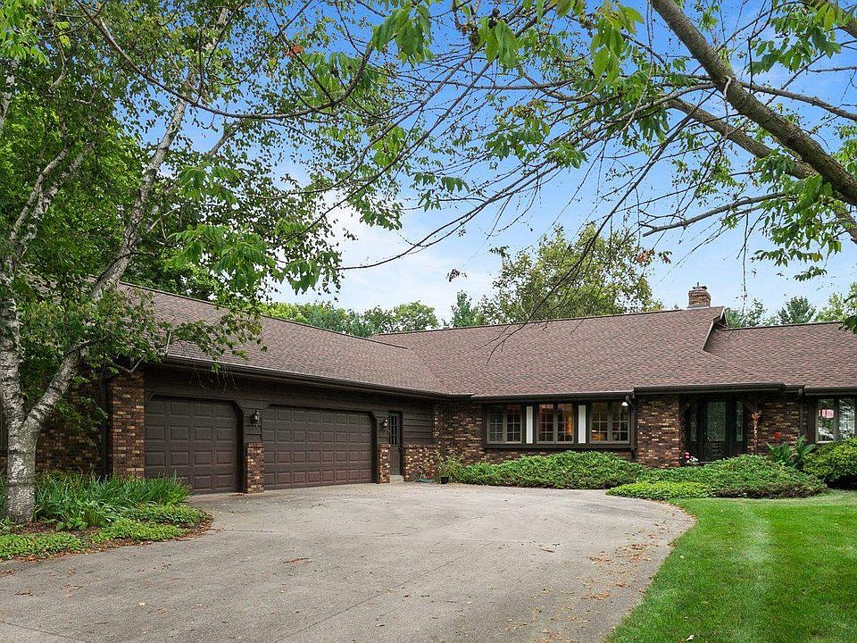 1st image of 41 Parkview Ln