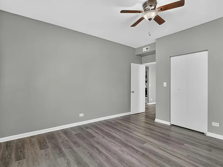1854 S Central Park Ave #1852-2E — Photo 34