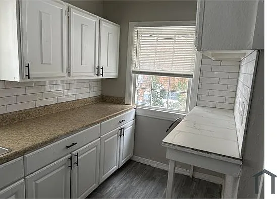 6 bed, $2,500 — Photo 3