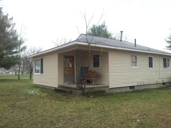 1304 Maple St, Big Rapids, MI 49307