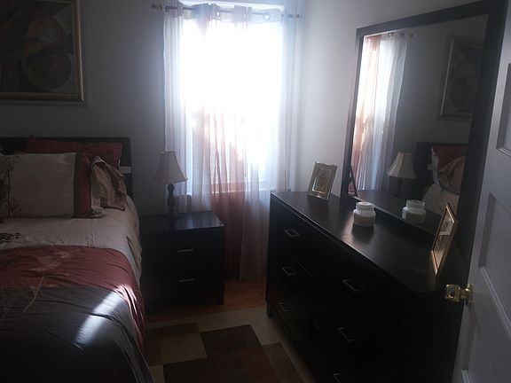 5th image of 318-320 So Clinton St