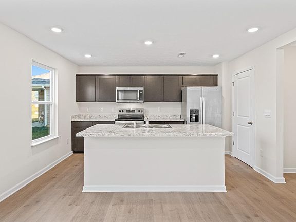 5th image of 128 Lonny St