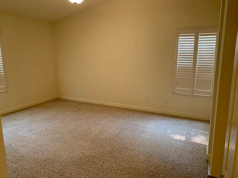 686 Agostini Cir — Photo 6