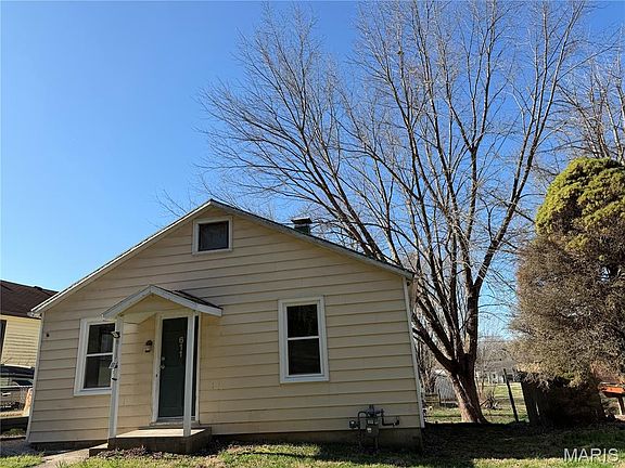 2nd image of 611 Bluff Rd