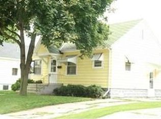 1225 S Washington St, Janesville, WI 53546