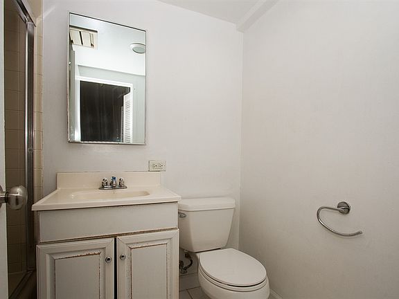 2nd image of 1360 N Sandburg Ter APT 1907