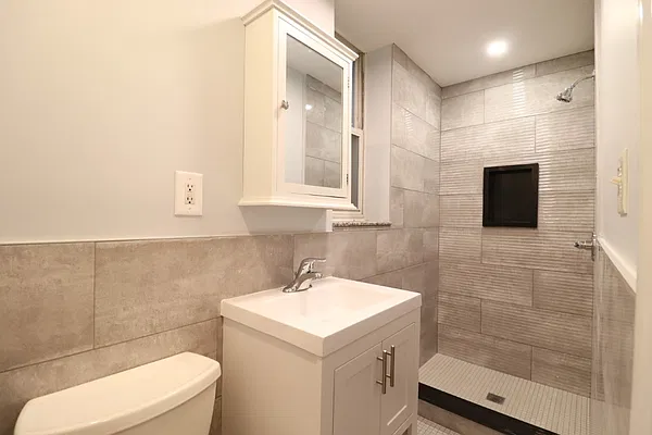 Rented by Corcoran | media 15