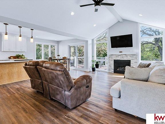 5th image of 9811 Gabriella Dr
