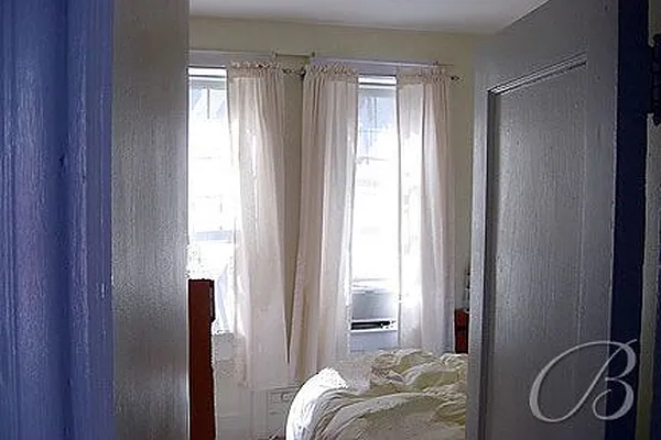 Rented by Bellmarc Realty | media 3