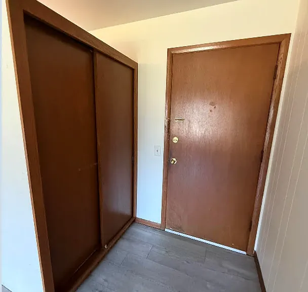 7212 South Ave #10 — Photo 2