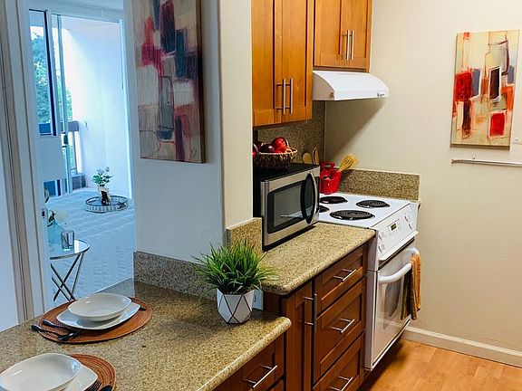 4th image of 775 Kinalau Pl APT 406
