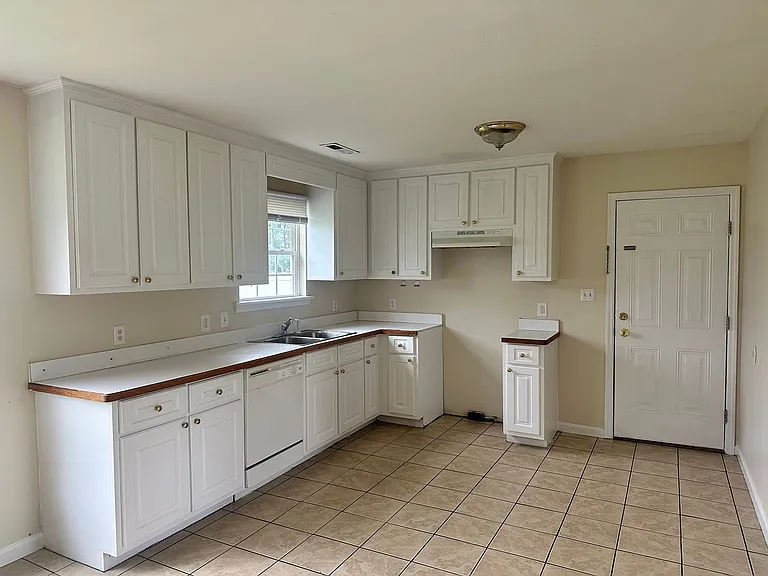 2215 Cotton Dr — Photo 6