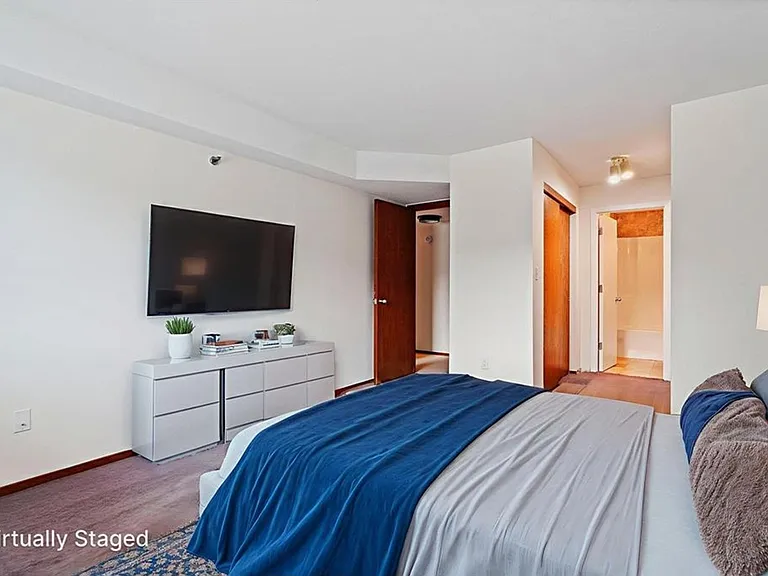 121 Washington Ave S #404 — Photo 18