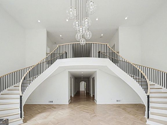 5th image of 3206 Arden Rd NW