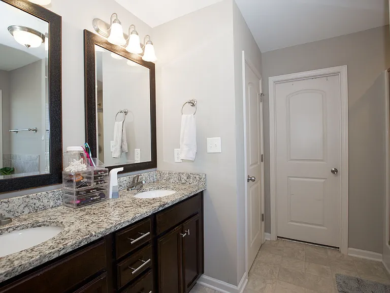 3028 Helmsman Dr — Photo 30