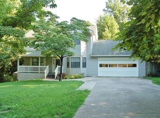 7301 Foxlair Rd, Knoxville, TN 37918