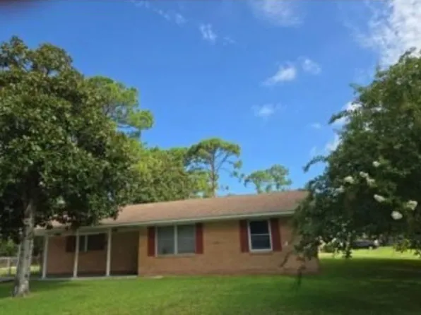 151 Armstrong Ave, Brunswick, GA 31525