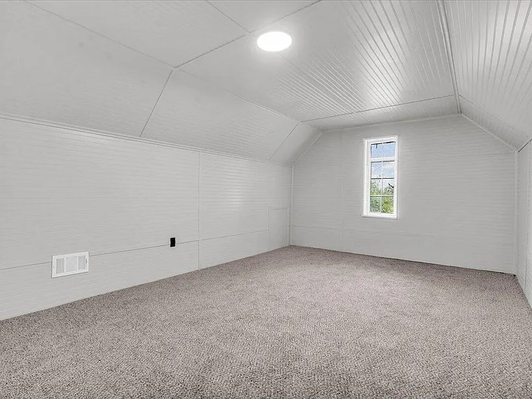 16639 Ward St — Photo 18