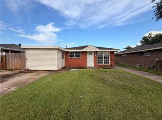 1645 Dogwood Dr, Harvey, LA 70058