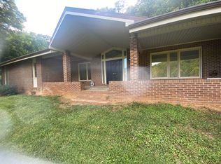 103 Cypress Ln, Sylva, NC 28779