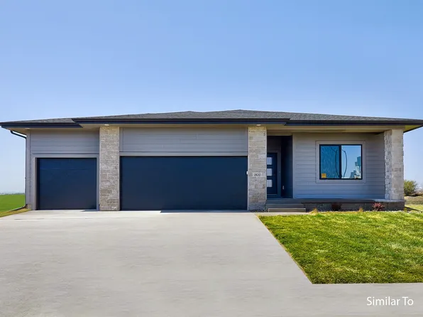 715 E Bridge Rd, Polk City, IA 50226
