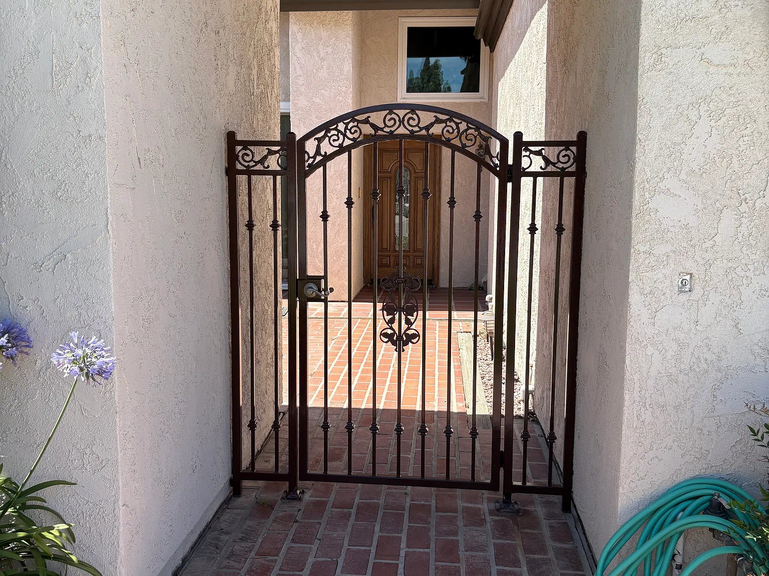 3 bed, 2008 sqft, $8,400 — Photo 2