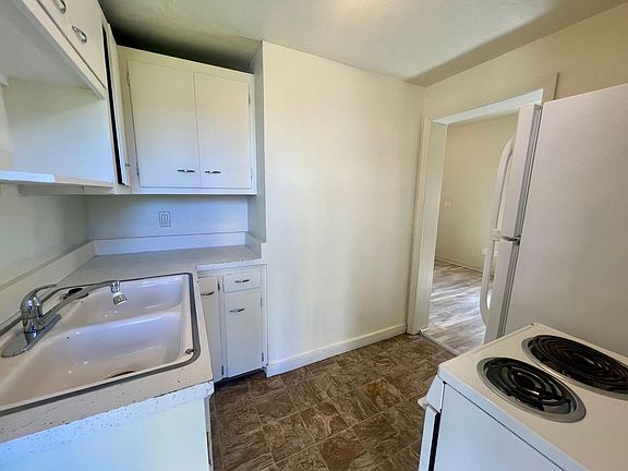 4th image of 736 S 2nd St