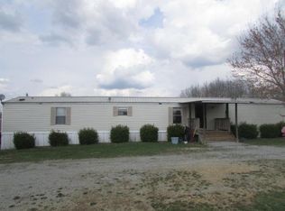 161 Sandy Dr, Summertown, TN 38483