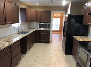 1011 Rhine Ln, Houston, TX 77090