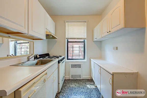 Sold by Keller Williams Realty Landmark II | media 23