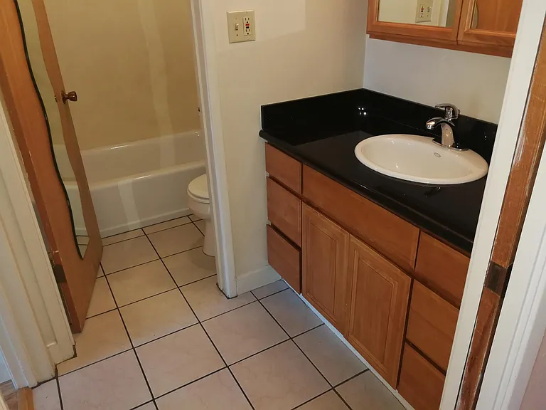 2535 College Ave — Photo 10