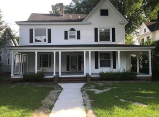 305 W Church St, Elizabeth City, NC 27909