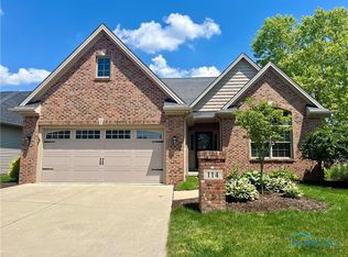 114 Riverside Dr, Maumee, OH 43537