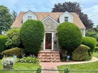 112 Rutland Rd, Hempstead, NY 11550