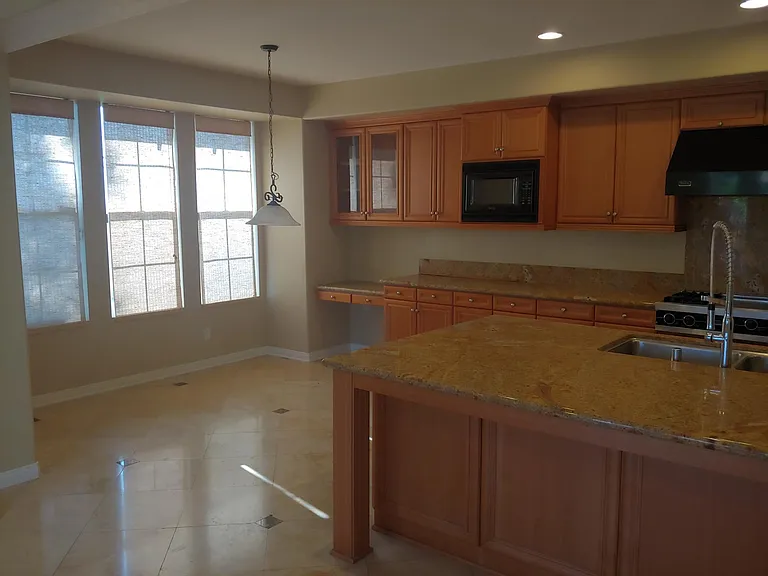 2875 Nettle Creek Ct — Photo 12