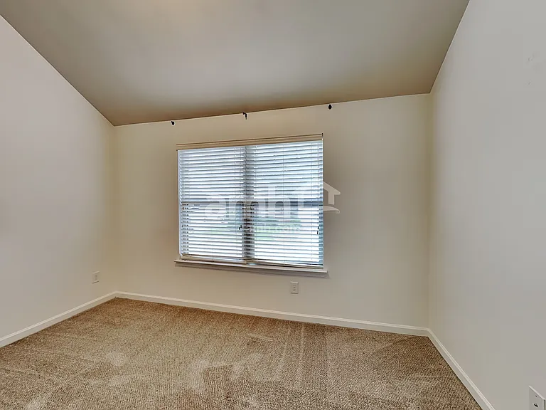 272 Oak Branch Dr — Photo 20