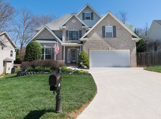 1328 Pershing Hill Ln, Knoxville, TN 37919