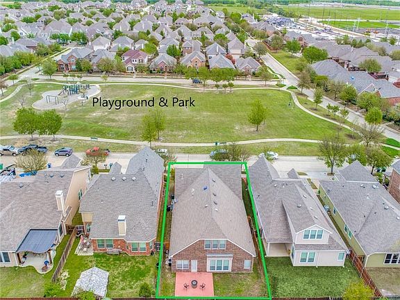 2nd image of 4904 Kelly Dr