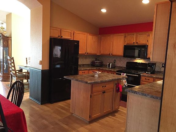 Modern Kitchen with Island